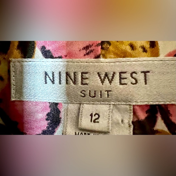 Gently used Double breasted 2-piece plaid black white and pink Nine West suit. - Picture 5 of 5